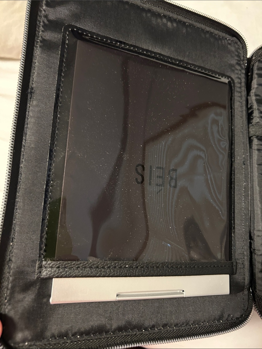 BEIS Cosmetic Bag - Picture 6 of 6